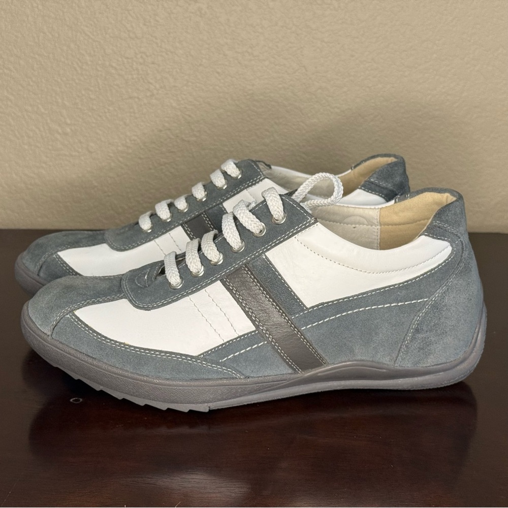 NWOB -Men's Gray and White Athletic Shoes SZ 9